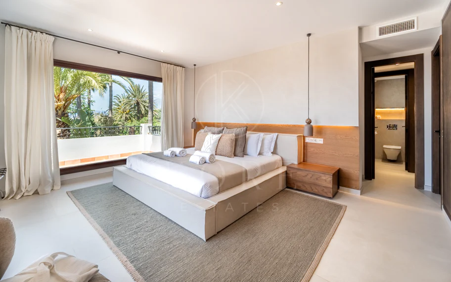 Villa en venta en El Rosario, Marbella Este