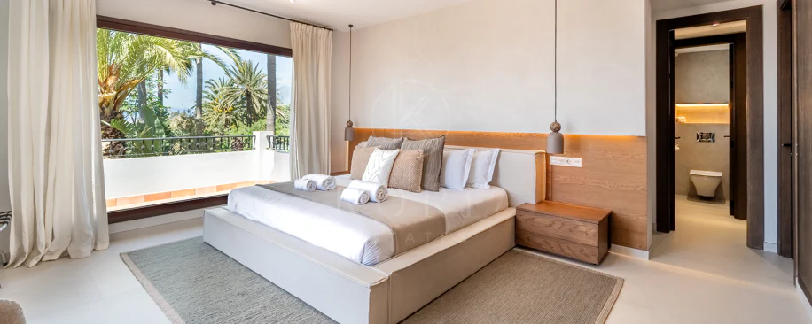 Villa for sale in El Rosario, Marbella East
