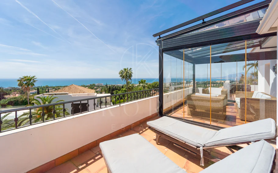 Villa en venta en El Rosario, Marbella Este