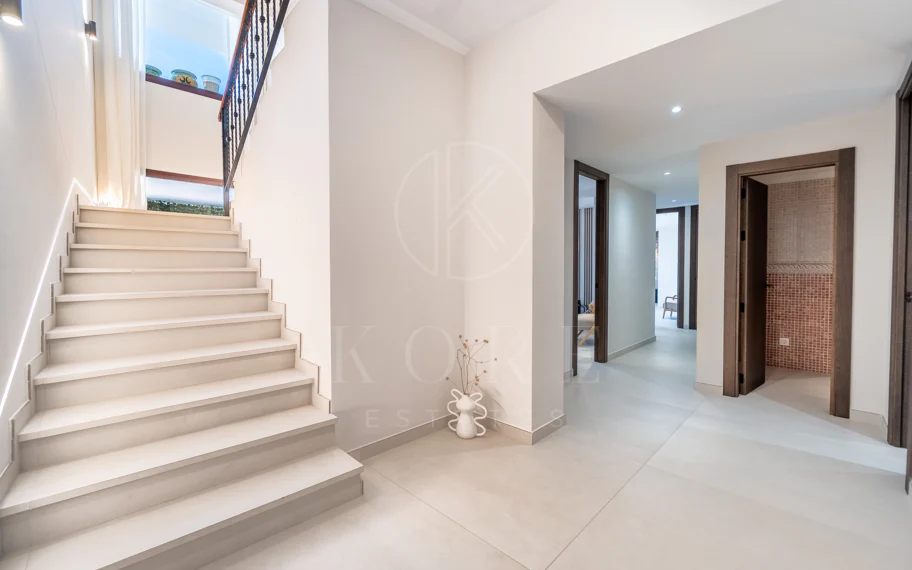 Villa en venta en El Rosario, Marbella Este