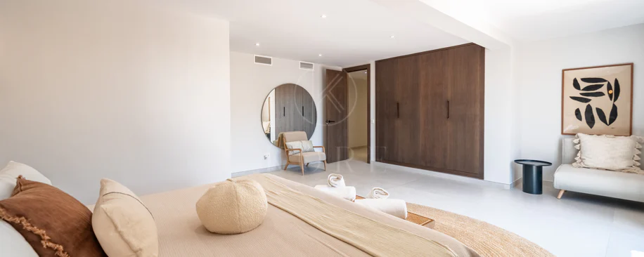 Villa for sale in El Rosario, Marbella East