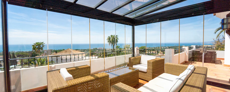 Villa for sale in El Rosario, Marbella East