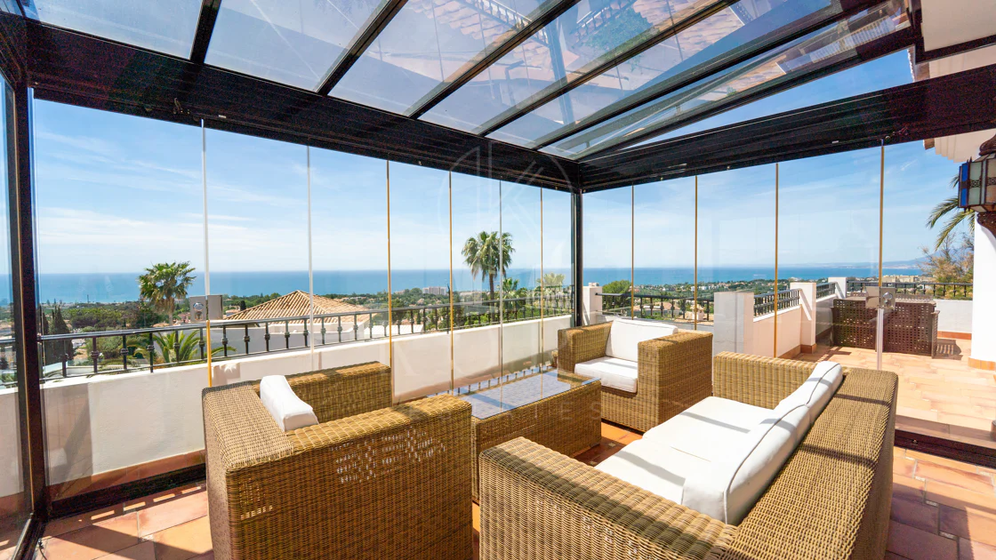 Villa for sale in El Rosario, Marbella East