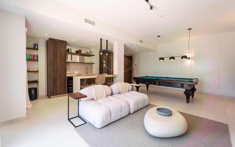 Villa en venta en El Rosario, Marbella Este