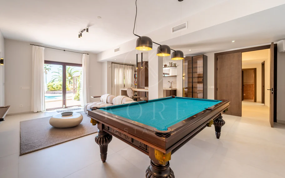 Villa en venta en El Rosario, Marbella Este