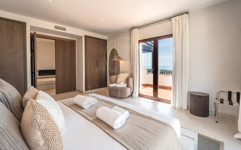 Villa en venta en El Rosario, Marbella Este