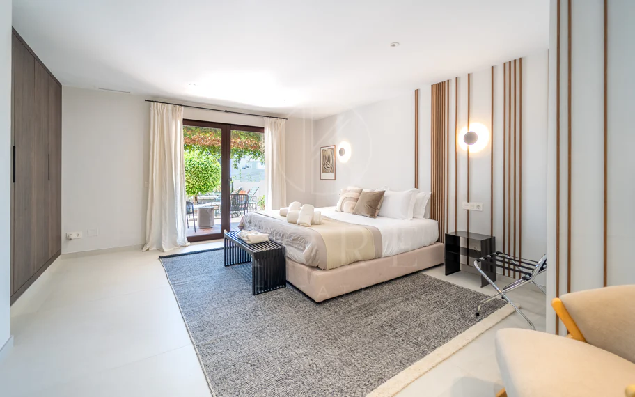 Villa en venta en El Rosario, Marbella Este