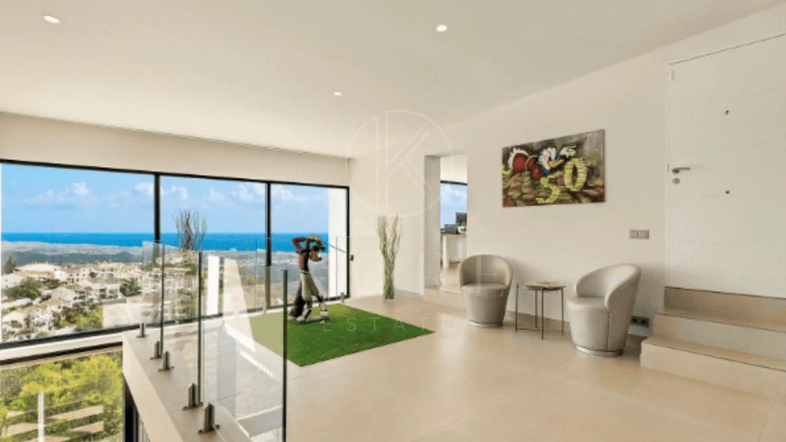 Villa in Altos de Los Monteros, Marbella with Exceptional Design