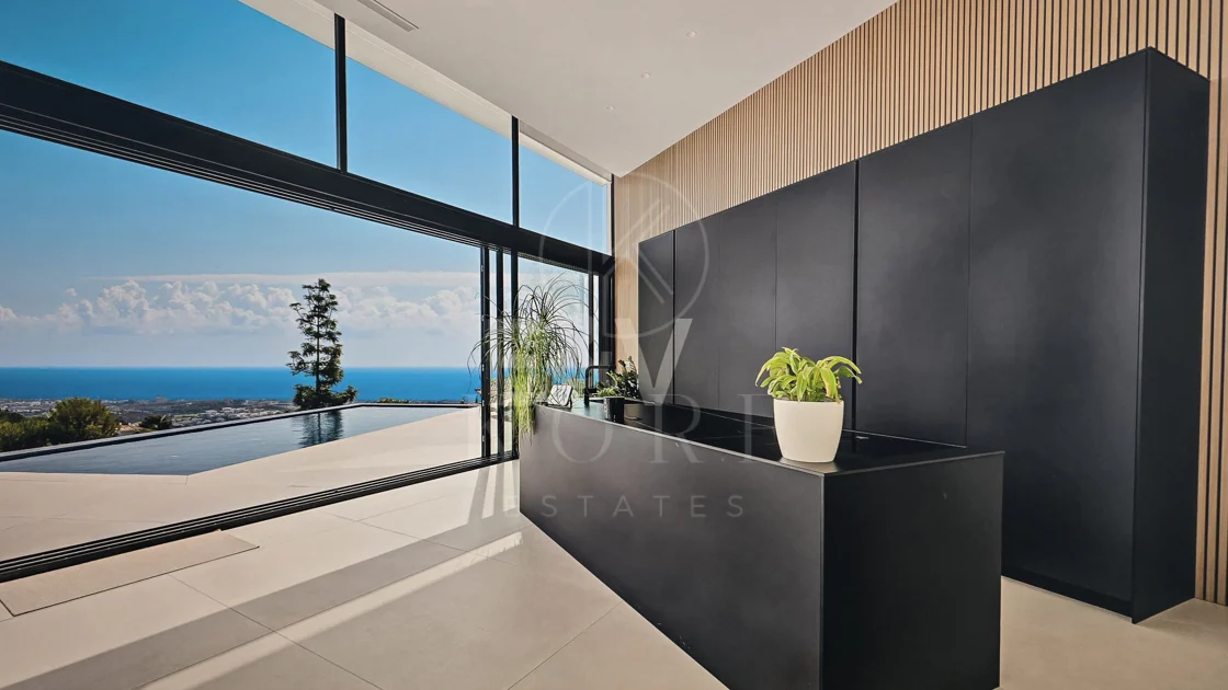 Villa in Altos de Los Monteros, Marbella with Exceptional Design