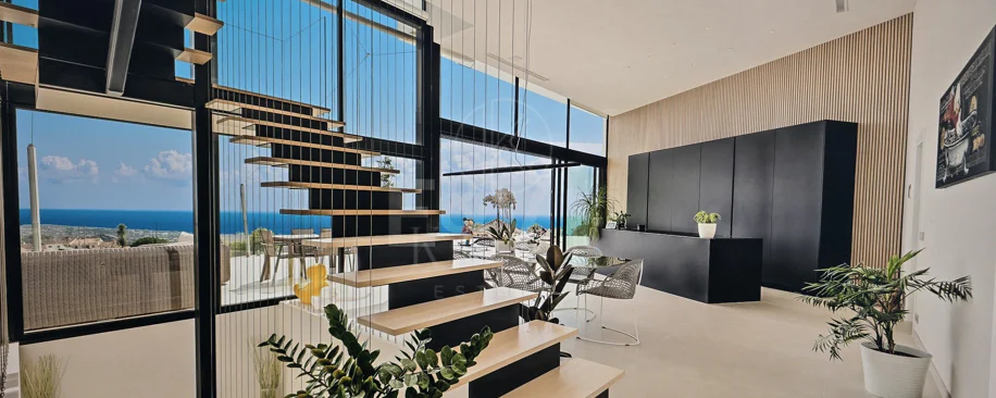 Villa in Altos de Los Monteros, Marbella with Exceptional Design