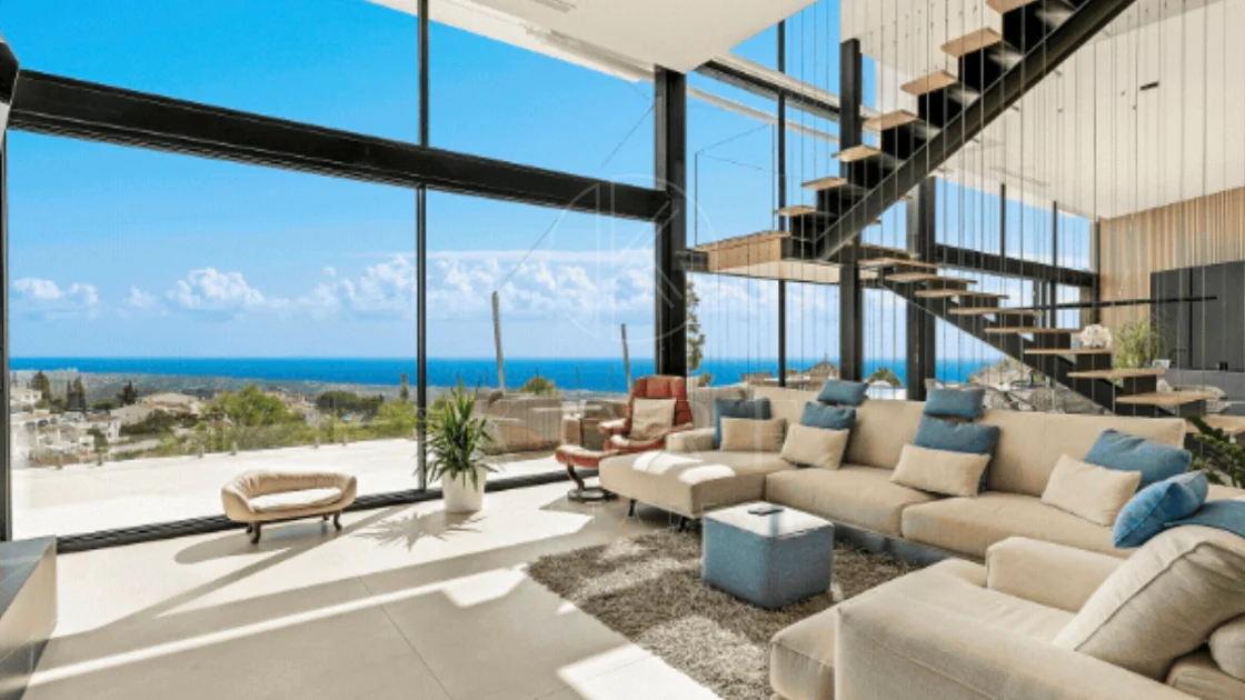 Villa in Altos de Los Monteros, Marbella with Exceptional Design