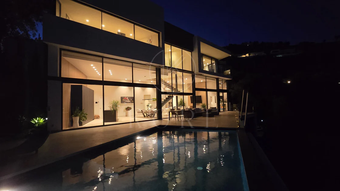 Villa in Altos de Los Monteros, Marbella with Exceptional Design