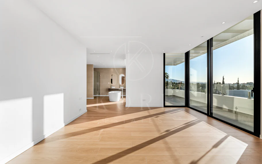 Villa en venta en Paraiso Alto, Benahavis