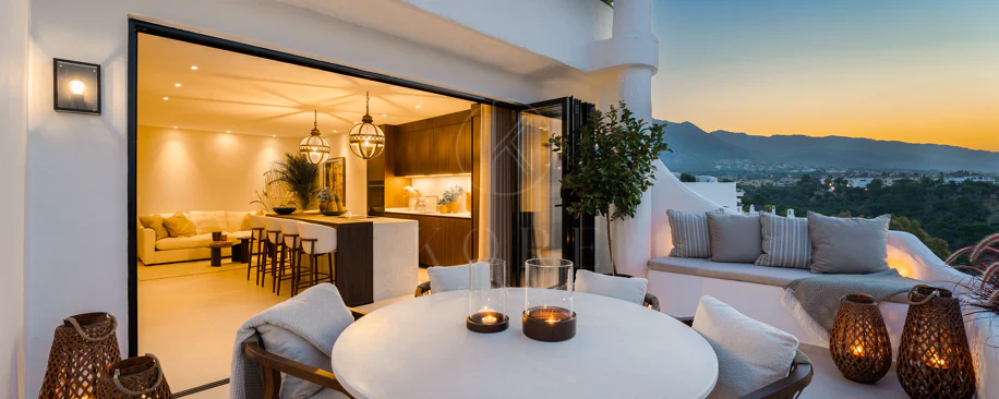 Renovated Luxury Apartment with Panoramic Sea Views on Marbella’s Golden Mile