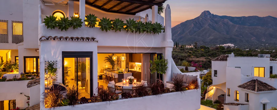 Renovated Luxury Apartment with Panoramic Sea Views on Marbella’s Golden Mile