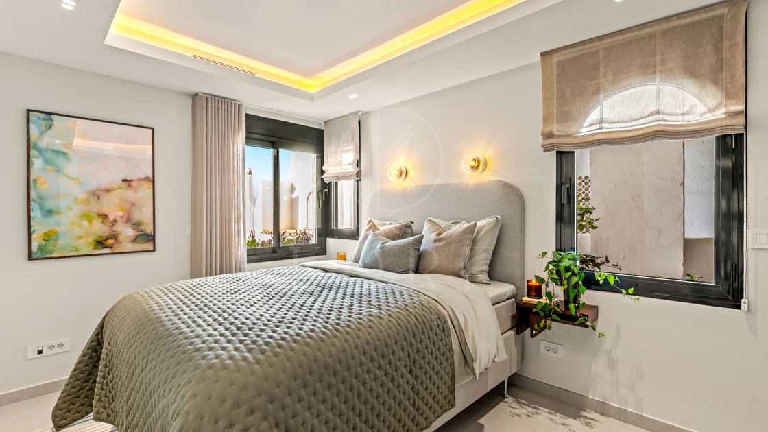 Renovated Luxury Apartment with Panoramic Sea Views on Marbella’s Golden Mile