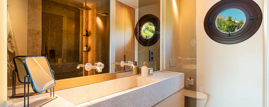 Renovated Luxury Duplex Penthouse on Marbella’s Golden Mile