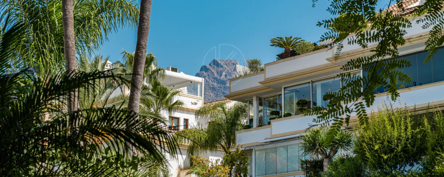 Renovated Luxury Duplex Penthouse on Marbella’s Golden Mile