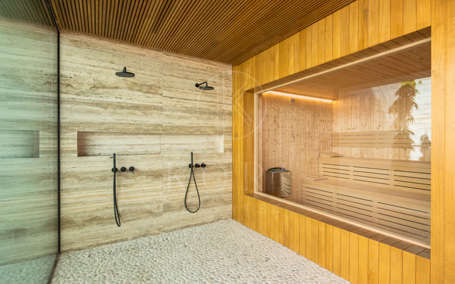 Villa Maestro con Vistas al Mar y Diseño Vanguardista en El Madroñal