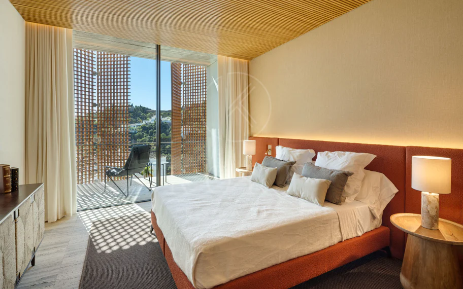 Villa Maestro con Vistas al Mar y Diseño Vanguardista en El Madroñal