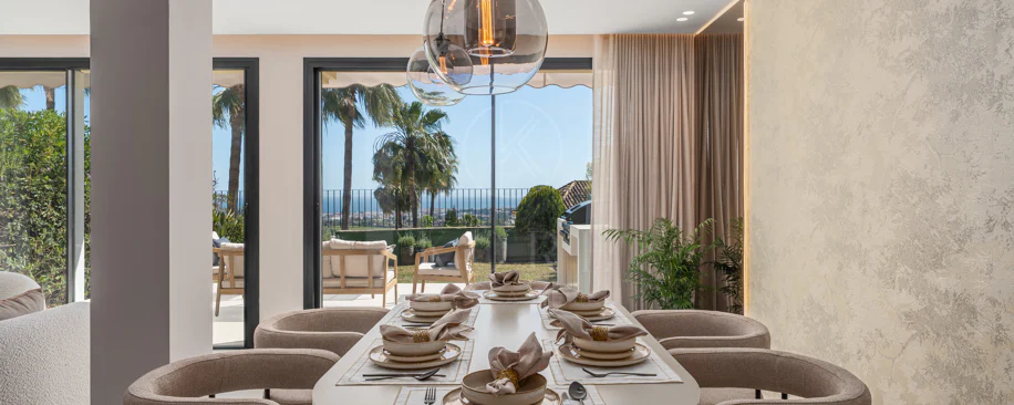 Renovated Townhouse with Sea Views in La Quinta