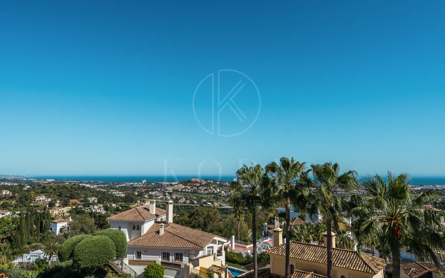Adosado Reformado con Vistas al Mar en La Quinta