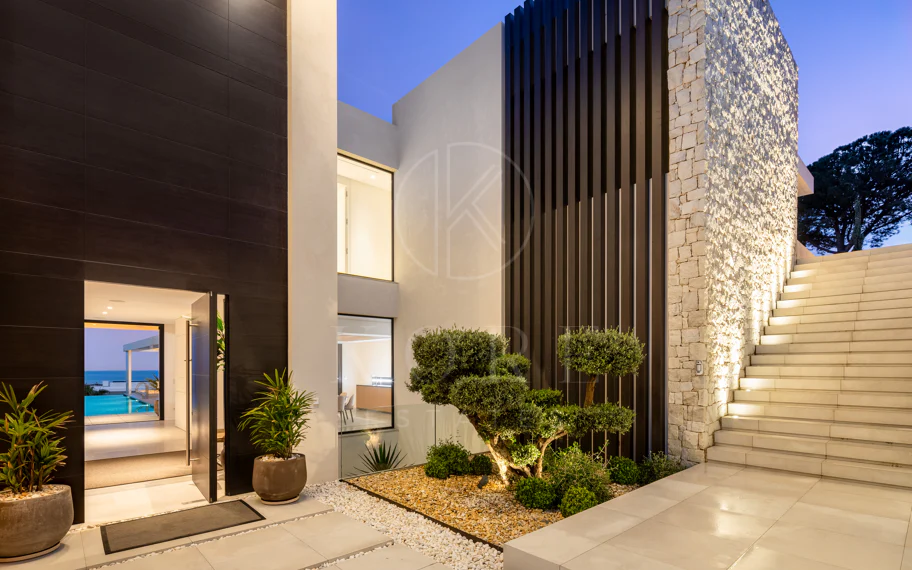 Villa de lujo moderna diseñada en El Madroñal