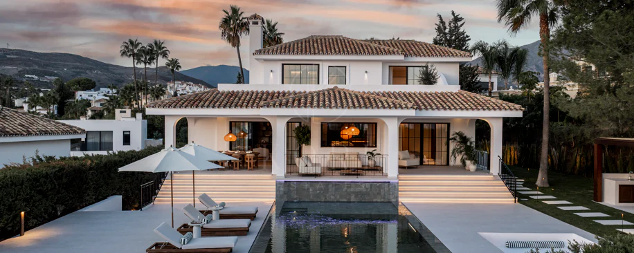 Nestled in the heart of Nueva Andalucía, Auriga 13 is a newly renovated villa offering a blend of comfort and style