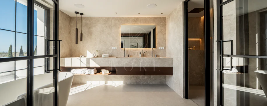 Nestled in the heart of Nueva Andalucía, Auriga 13 is a newly renovated villa offering a blend of comfort and style