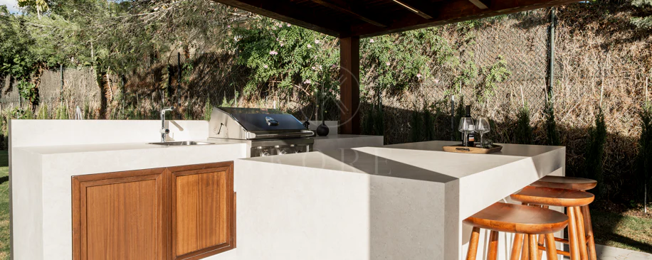 Nestled in the heart of Nueva Andalucía, Auriga 13 is a newly renovated villa offering a blend of comfort and style