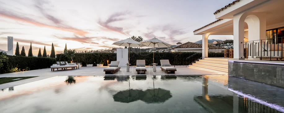 Nestled in the heart of Nueva Andalucía, Auriga 13 is a newly renovated villa offering a blend of comfort and style