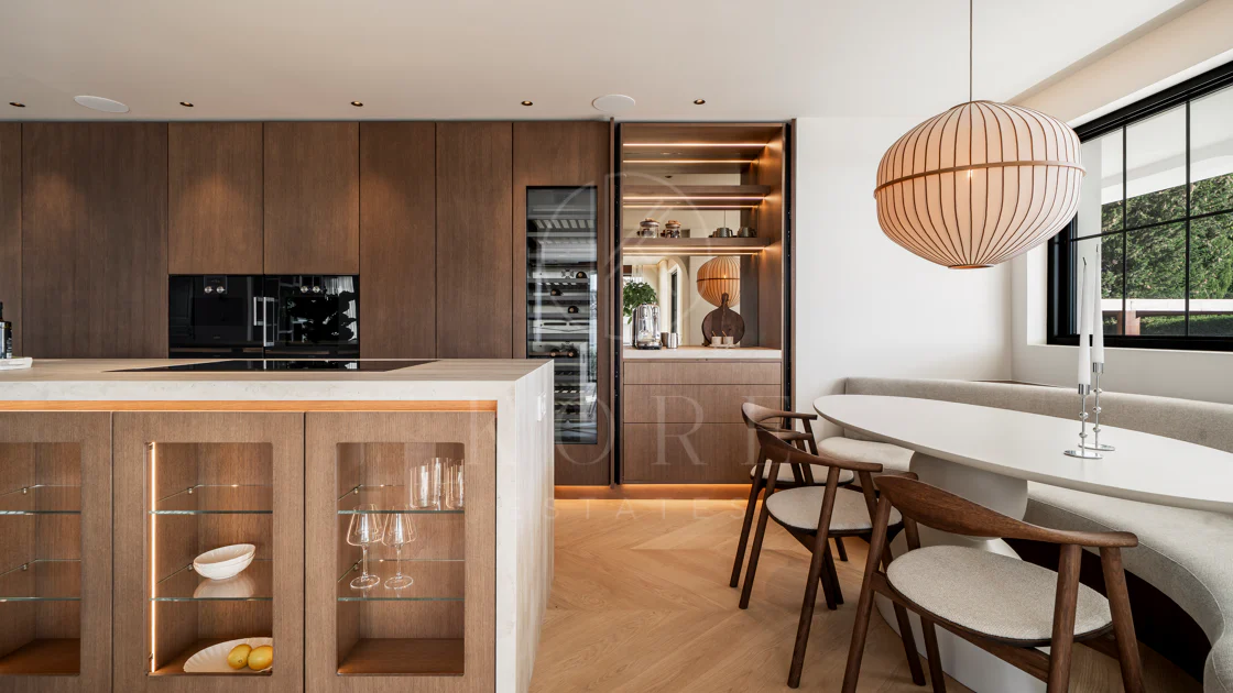 Nestled in the heart of Nueva Andalucía, Auriga 13 is a newly renovated villa offering a blend of comfort and style
