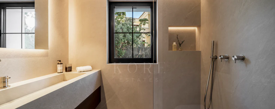 Nestled in the heart of Nueva Andalucía, Auriga 13 is a newly renovated villa offering a blend of comfort and style