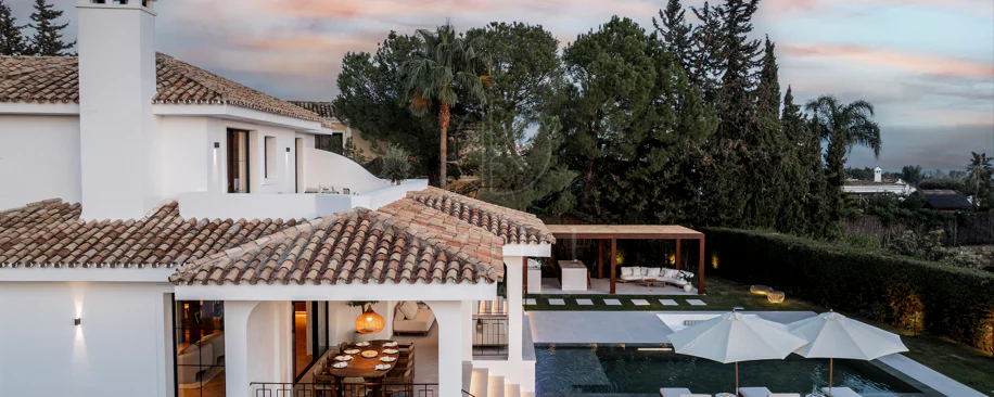 Nestled in the heart of Nueva Andalucía, Auriga 13 is a newly renovated villa offering a blend of comfort and style