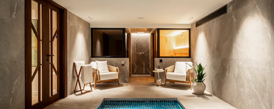 Nestled in the heart of Nueva Andalucía, Auriga 13 is a newly renovated villa offering a blend of comfort and style