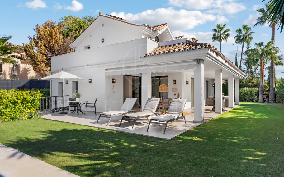 Villa Cisne - Elegante villa recién renovada en la exclusiva Nueva Andalucía