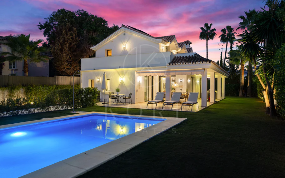 Villa Cisne - Elegante villa recién renovada en la exclusiva Nueva Andalucía