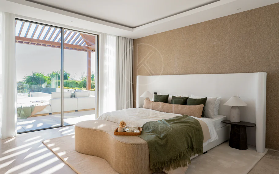 Villa Olivia - Villa en primera línea de golf en Nueva Andalucía
