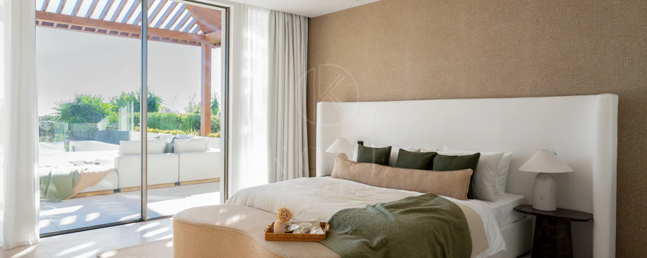 Villa Olivia - Frontline golf villa in Nueva Andalucía