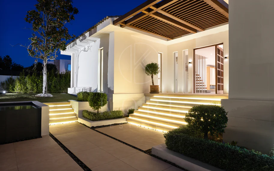 Villa Olivia - Villa en primera línea de golf en Nueva Andalucía