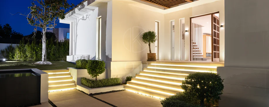 Villa Olivia - Frontline golf villa in Nueva Andalucía