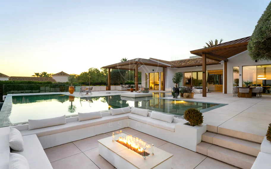 Villa Olivia - Villa en primera línea de golf en Nueva Andalucía