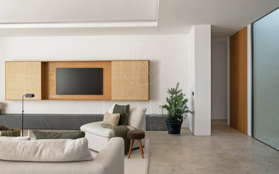 Villa Olivia - Villa en primera línea de golf en Nueva Andalucía