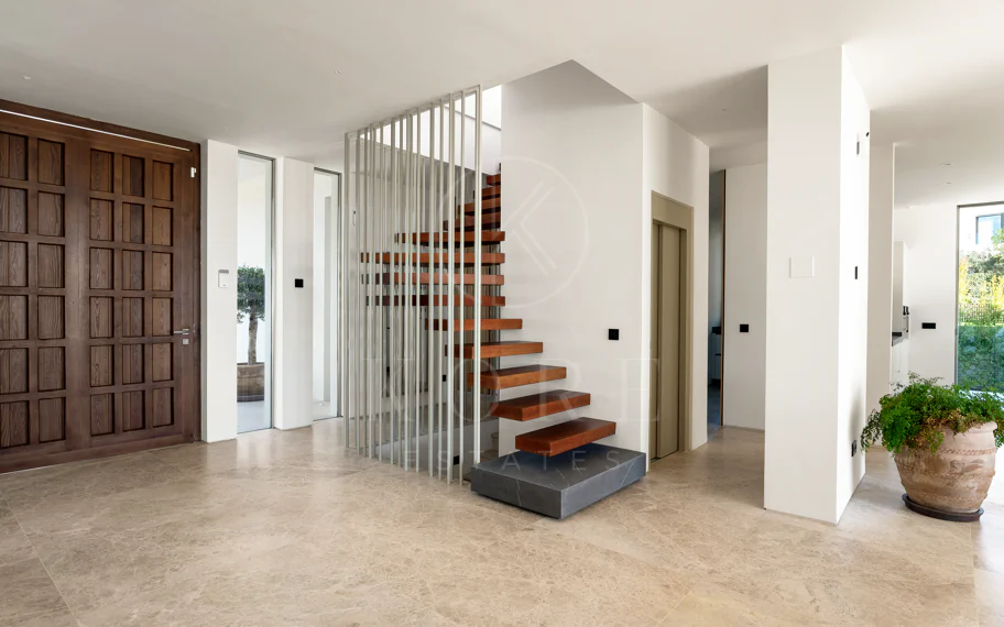 Villa Olivia - Villa en primera línea de golf en Nueva Andalucía