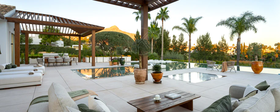 Villa Olivia - Frontline golf villa in Nueva Andalucía
