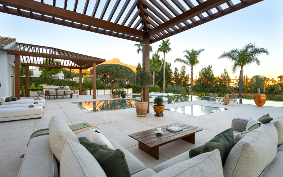 Villa Olivia - Villa en primera línea de golf en Nueva Andalucía