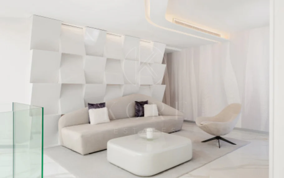 Villa en venta en Los Monteros Playa, Marbella Este