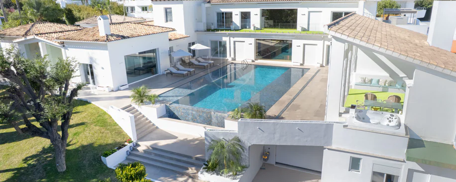 Gran Villa Renovada, junto a Guadalmina Golf, Marbella