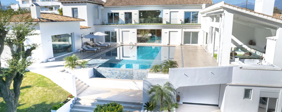 Gran Villa Renovada, junto a Guadalmina Golf, Marbella