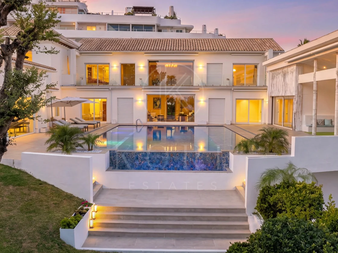 Vilă mare, lângă terenul de golf Guadalmina Alta, Marbella
